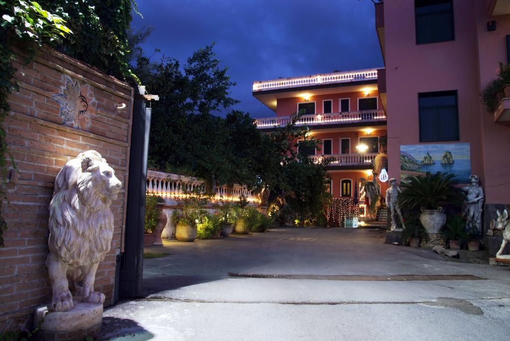 Hotel Sottovento Sant'Egidio del Monte Albino Zewnętrze zdjęcie