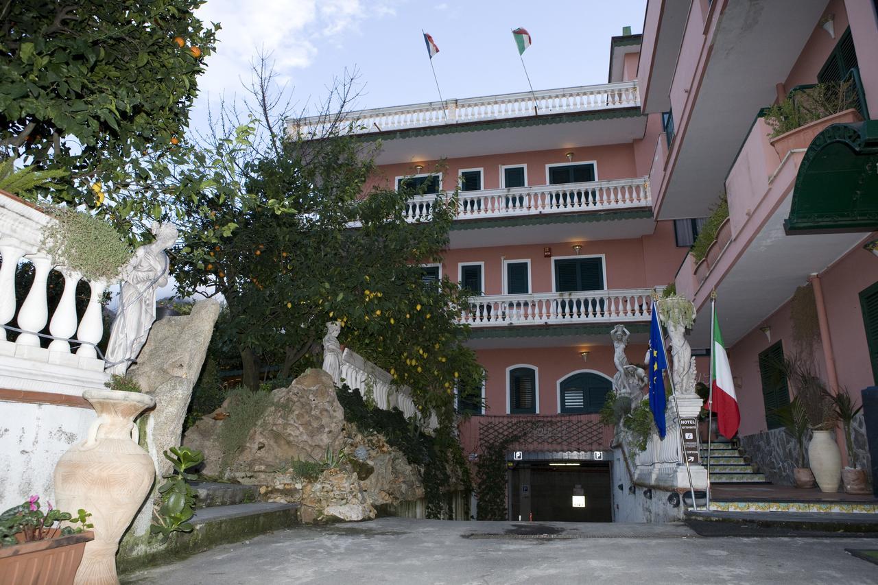 Hotel Sottovento Sant'Egidio del Monte Albino Zewnętrze zdjęcie