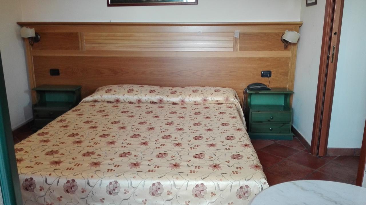 Hotel Sottovento Sant'Egidio del Monte Albino Zewnętrze zdjęcie